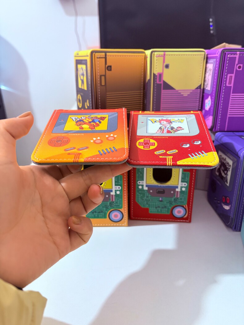Scatola porta carte Pokémon Ps - Gaming Console Bundle recensione e prezzo